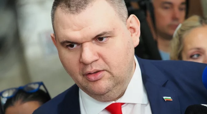 Пеевски заяви, че крепи правителство и че е готов, но няма да има избори (ВИДЕО)