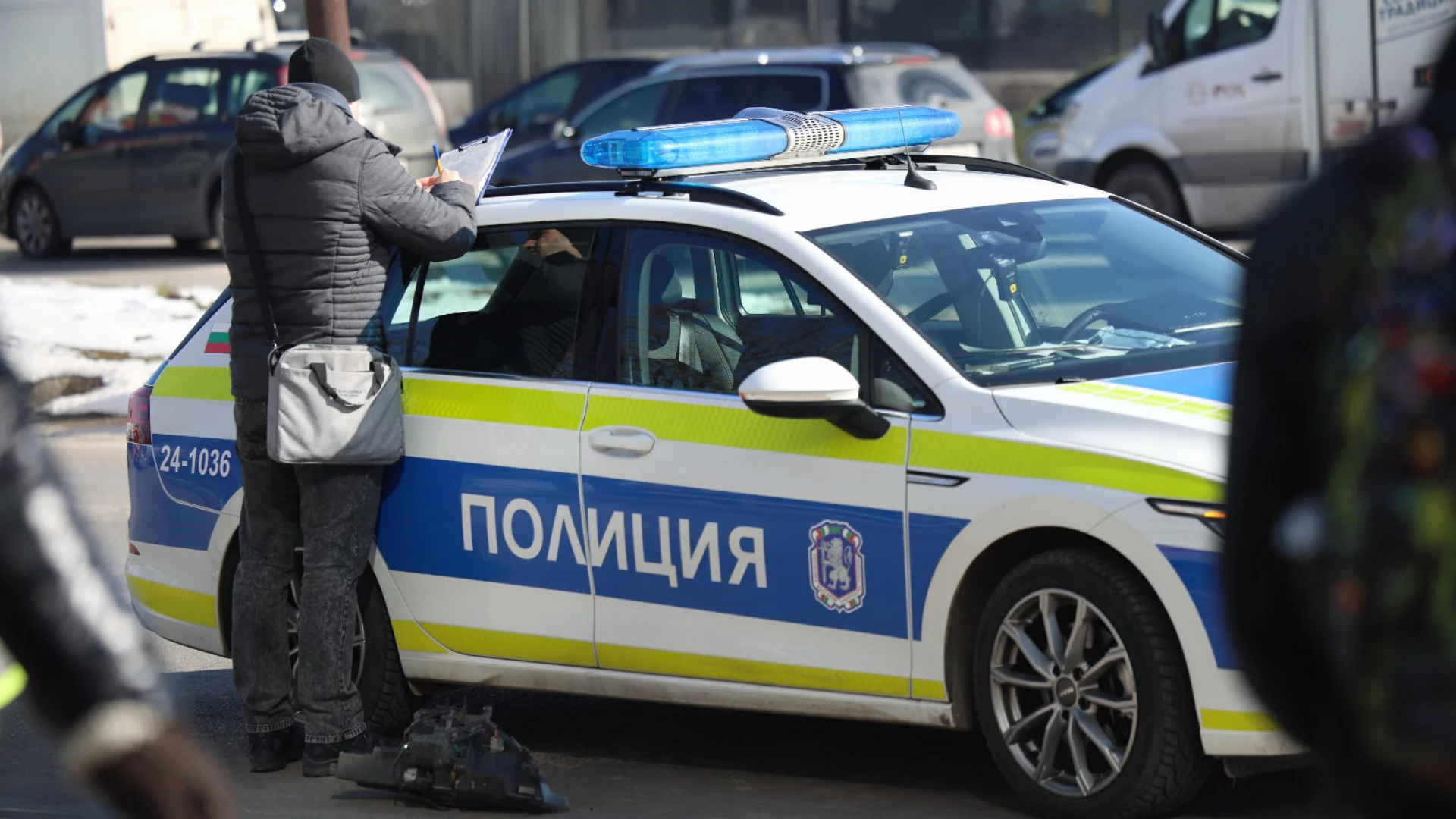 Държавните чиновници ни струват в пъти повече: Най-скъпи са ни МВР и службите