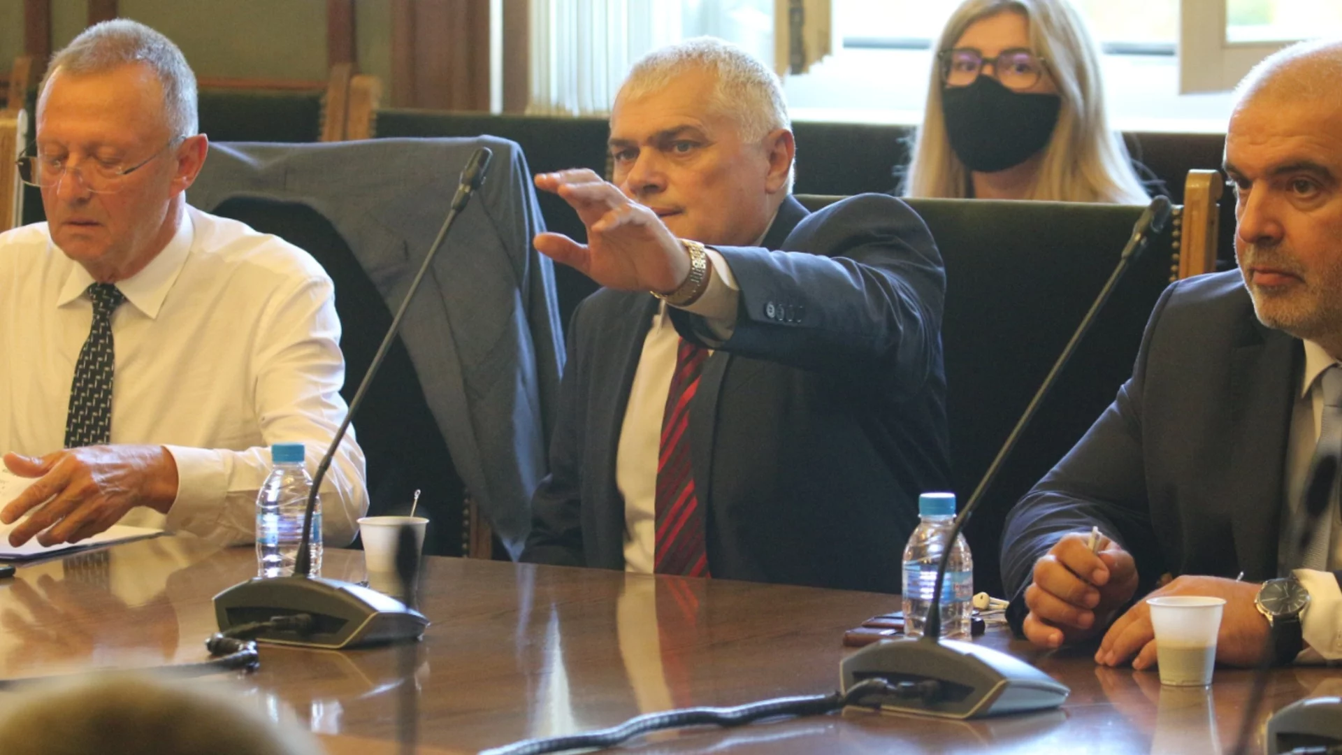 Валентин Радев: Опозицията говори за ''завладяна държава'', но и тя е арестувала свои опоненти