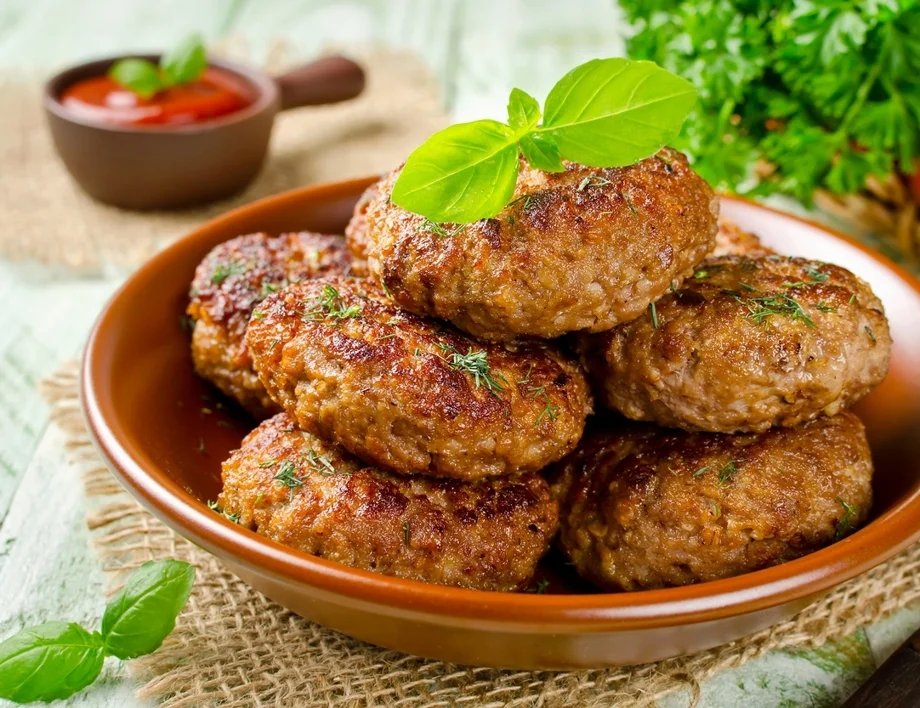 Сочен вкус, весело семейство - Как да направим домашно пържено кюфте за всички у дома