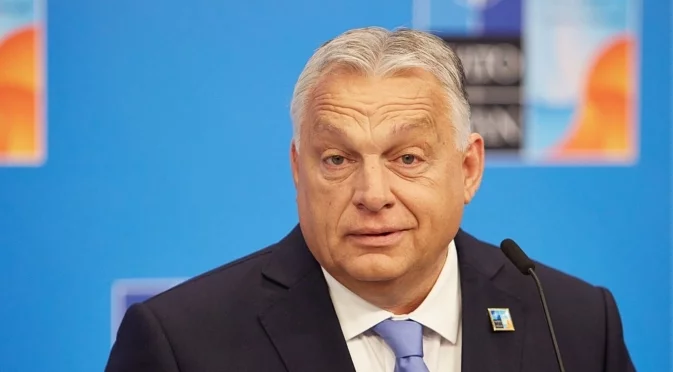 Десетки хиляди протестираха в Будапеща срещу Орбан (ВИДЕО)