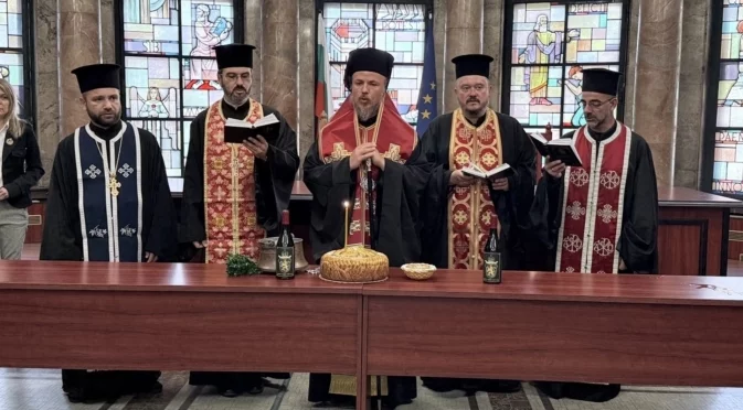 В Русе отвори врати Регионален център за безплатна правна помощ