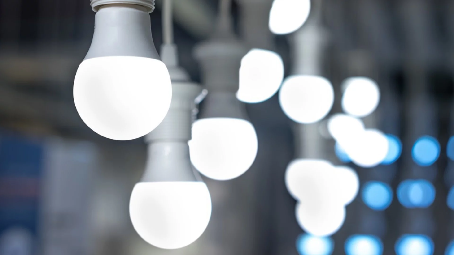 Каква е основната разлика между UV- и LED-лампа?