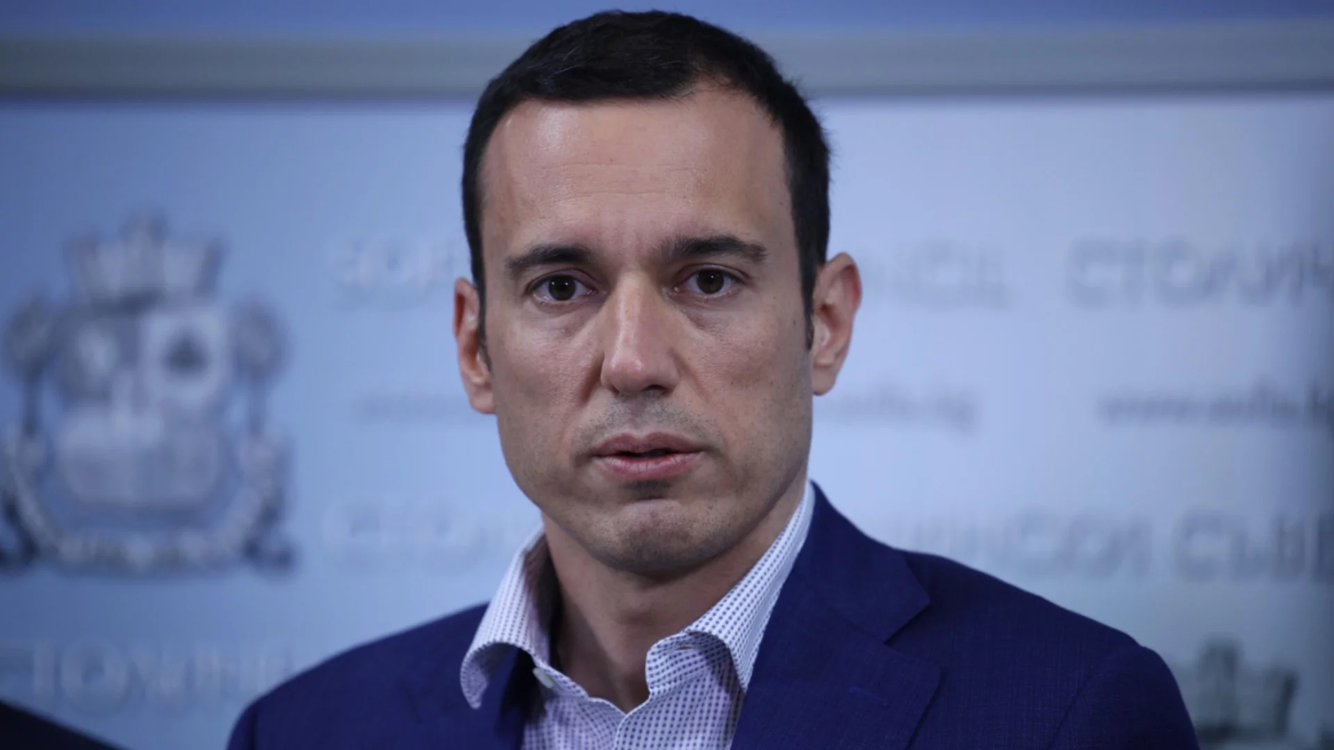 Кметът на София отговори на Пеевски: Символът на разрухата ще "оправя" и "Топлофикация"
