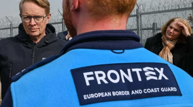 "Фронтекс" се задейства: Пак мигранти край Гавдос