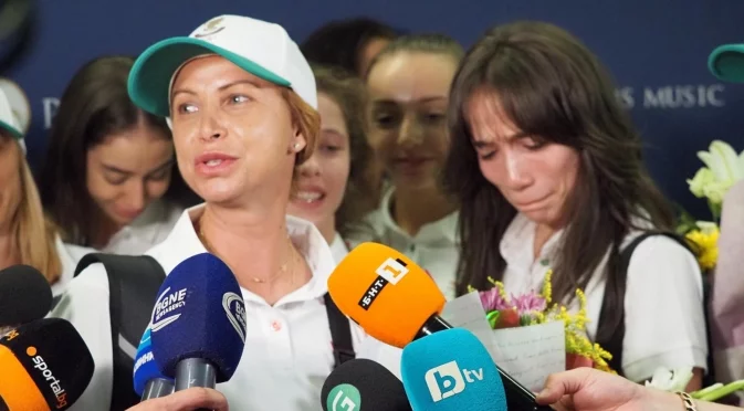 "Има леко отстъпване назад, но пак ще вземем златото": Националната треньорка коментира промените в ансамбъла по художествена гимнастика