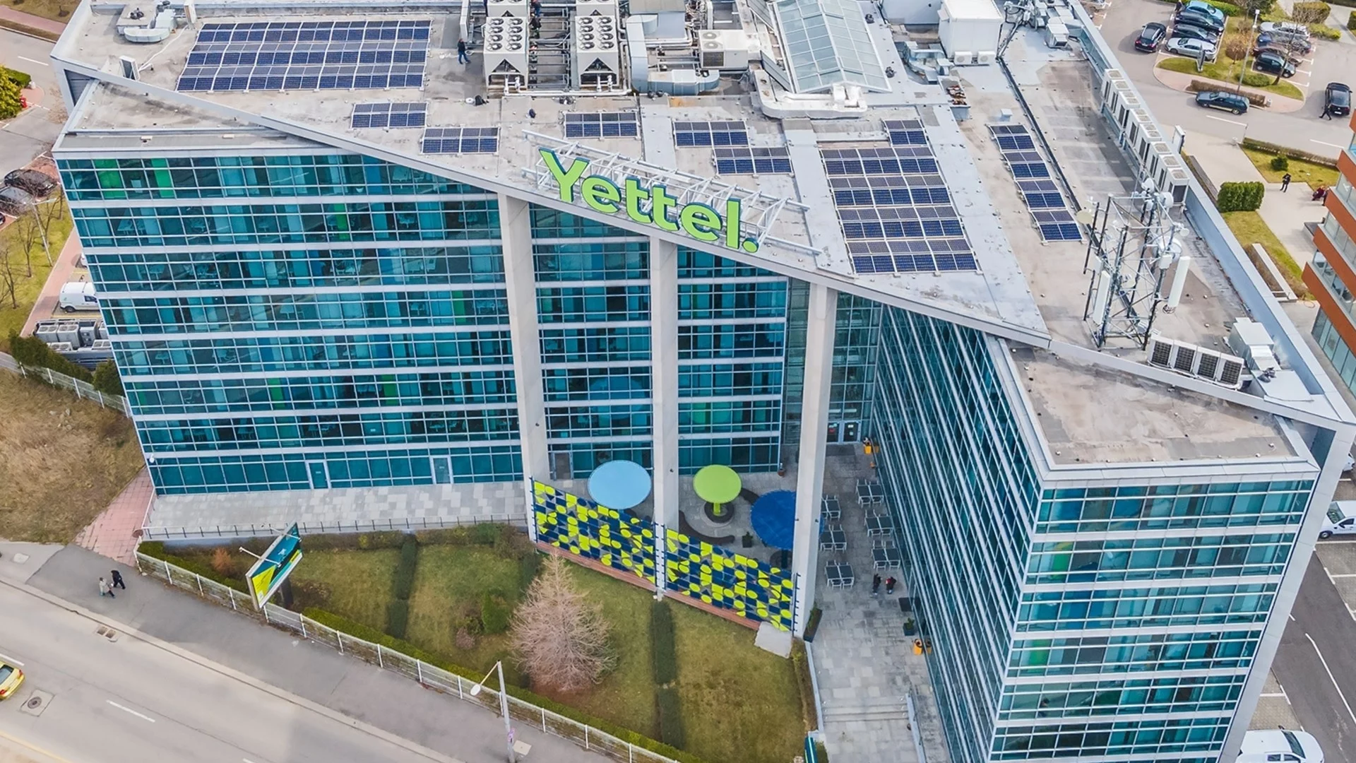 Yettel намали емисиите си в Обхват 1 и 2 с 60% през 2024 г.