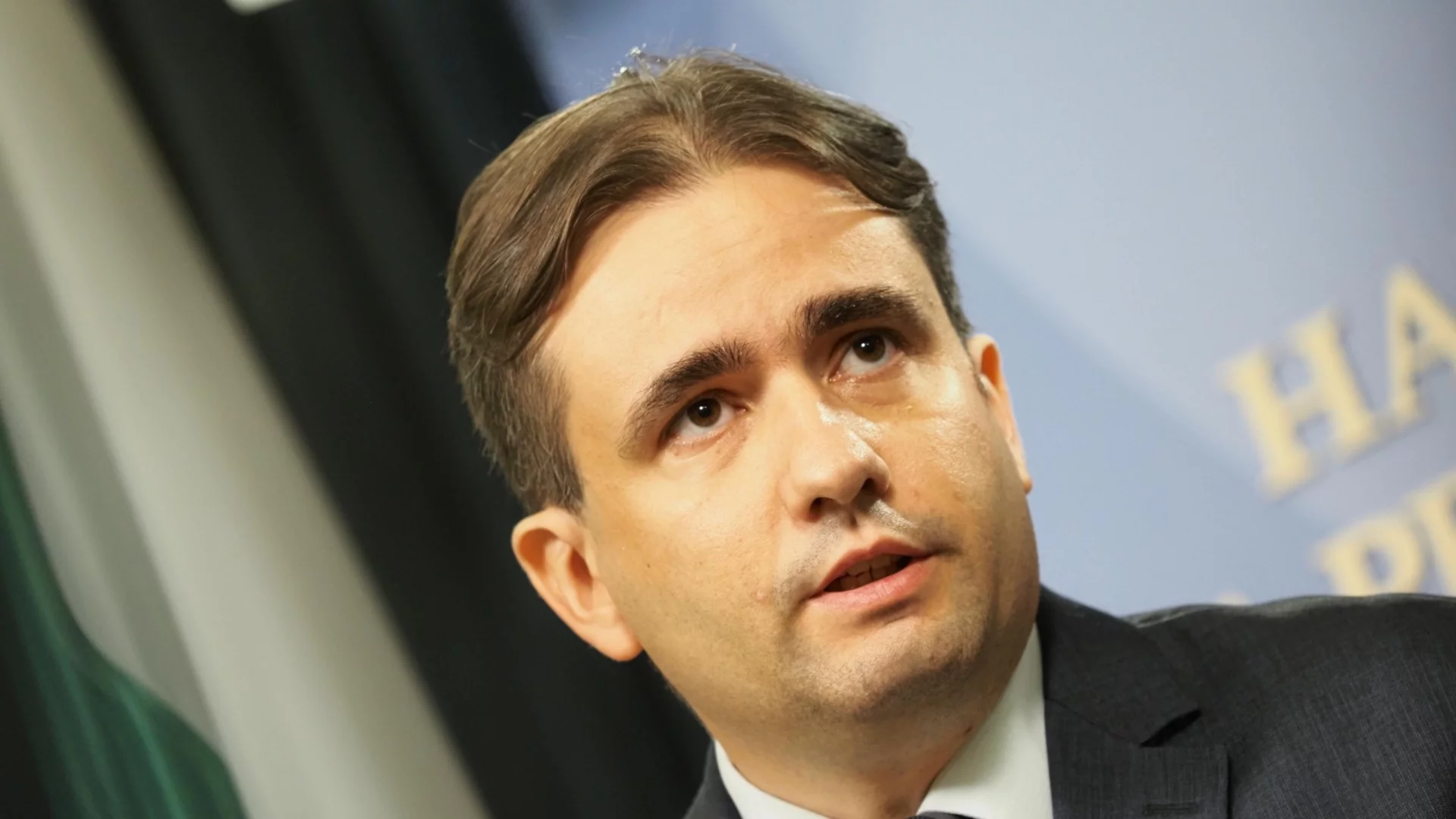 Божидар Божанов: Натрупаното обществено недоволство може да прерасне в масови протести