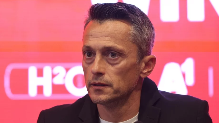 Христо Янев направи първата си голяма промяна в ЦСКА