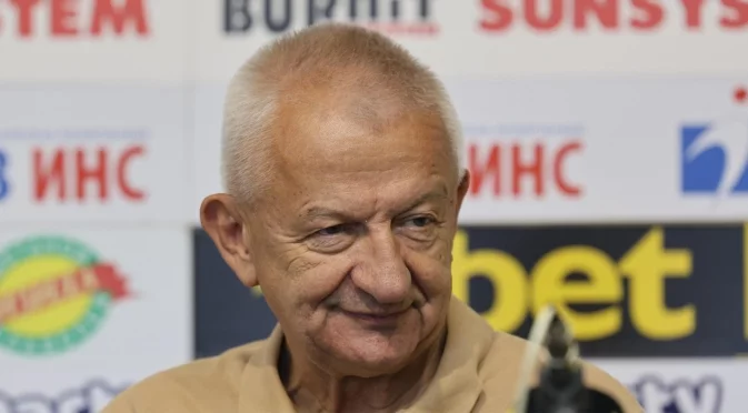 "С Лудогорец играхме до гол! Стадионът ще е готов за Нова година, но не знам коя": Крушарски е във вихъра си