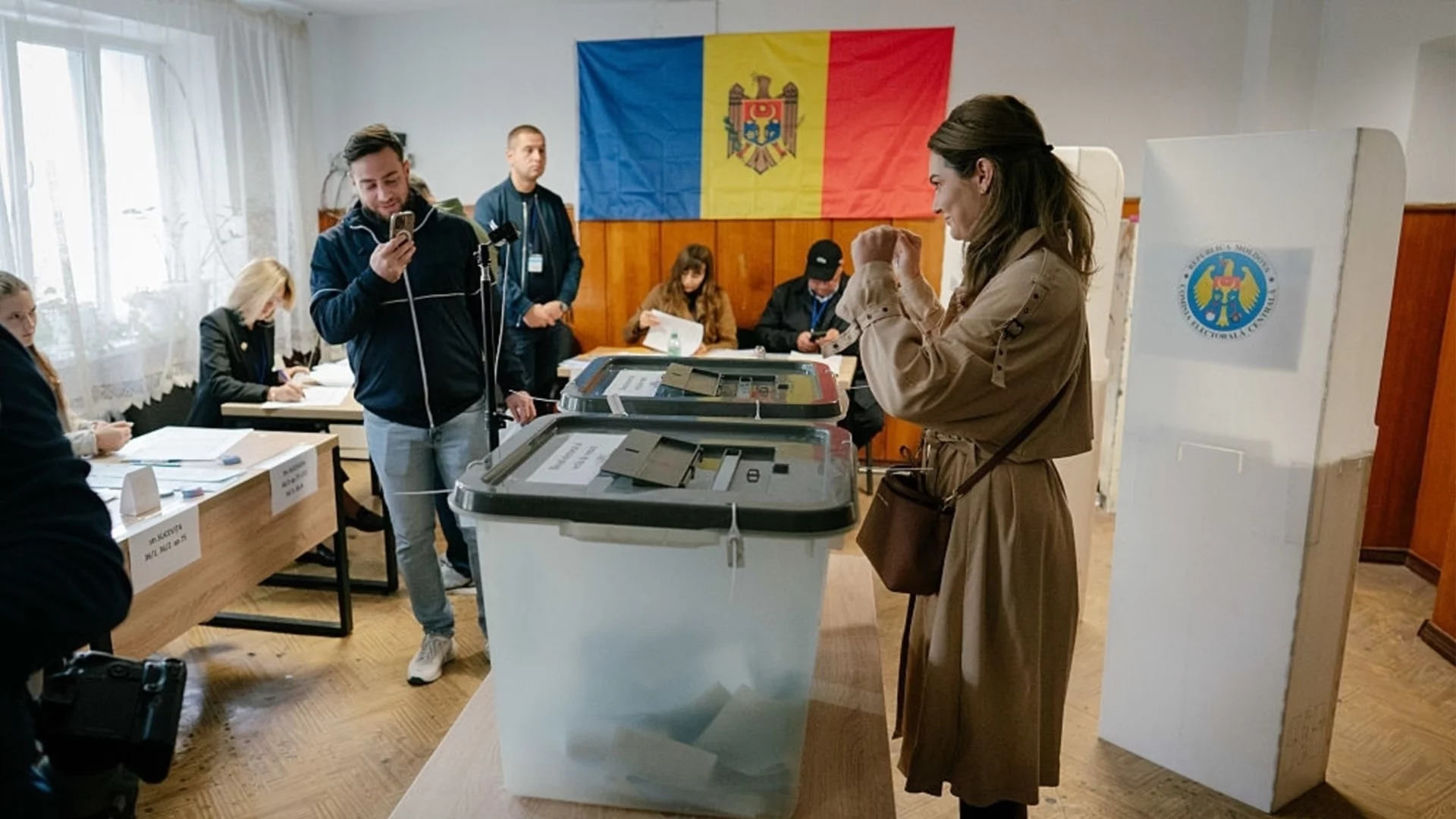 С 26% зад победителите: Проруският блок в Молдова свика протест, обяви победа и ще обжалва (ВИДЕО)