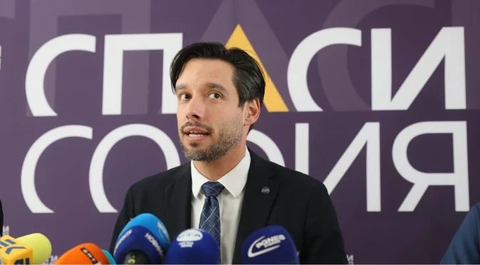 Кмет на столичен район напусна "Спаси София"