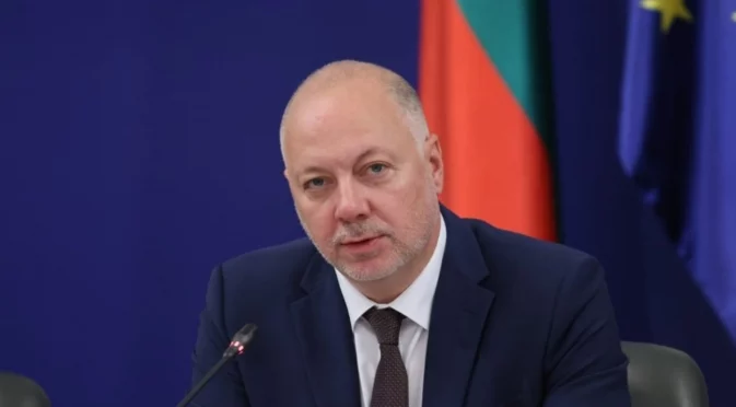 "Догодина режим на водата в Плевен няма да има": Желязков залага авторитета на правителството