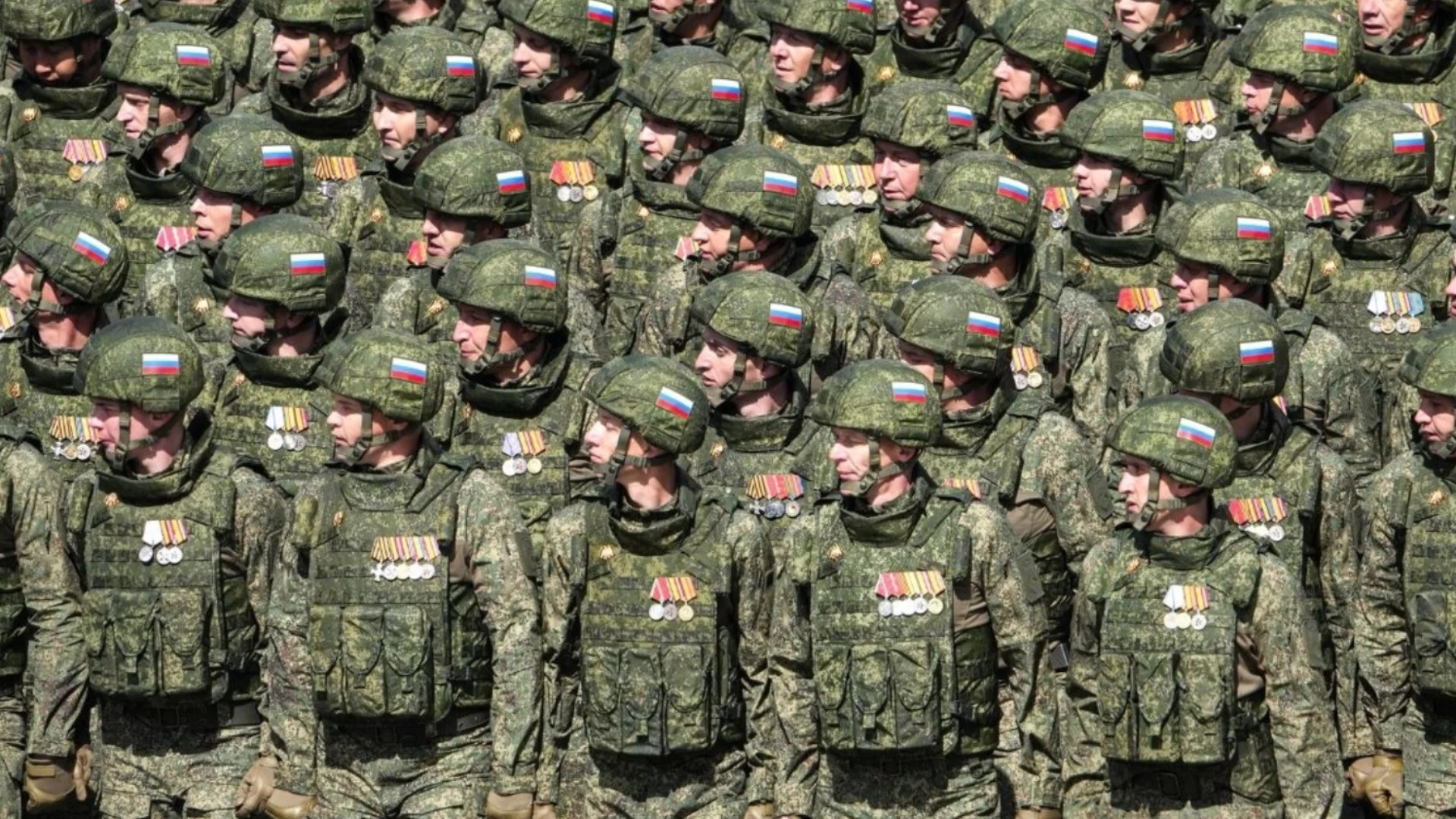 Доживотен затвор за трафикант, осигурявал войници за армията на Путин в Украйна: Присъда от Ирак