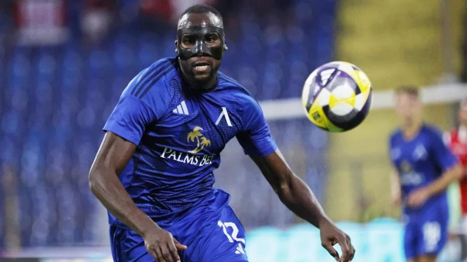 Напук на критиците: Сангаре върна Левски на върха в Първа лига!