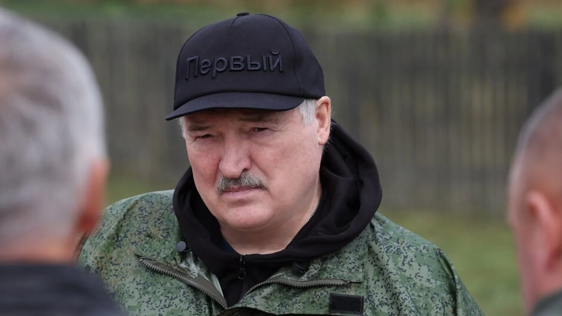"Лукашенко е наркоман": Бивш политически затворник разкри кой е наркотикът му