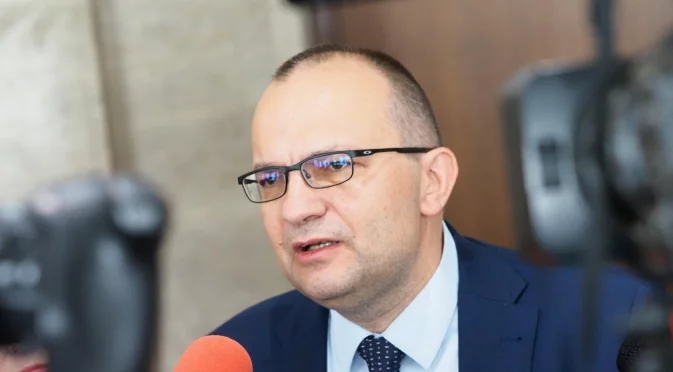 Мартин Димитров: Обществена тайна е, че правителството готви вдигане на данъци и осигуровки