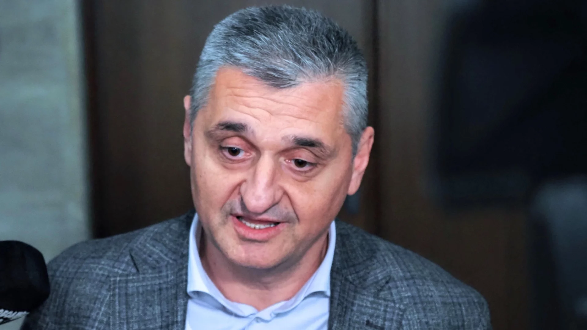 Няма проблем за един контролен орган на пътя: Кирил Добрев след корупцията в ДАИ