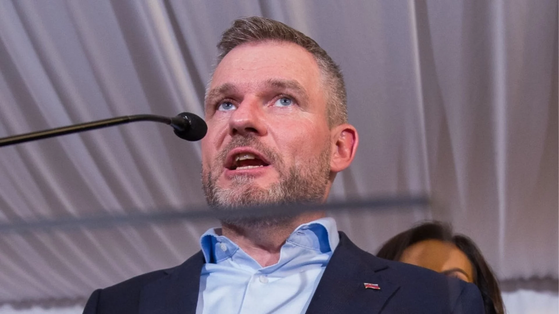 "Съществуват само два пола": Словашкият президент подписа промяната в конституцията