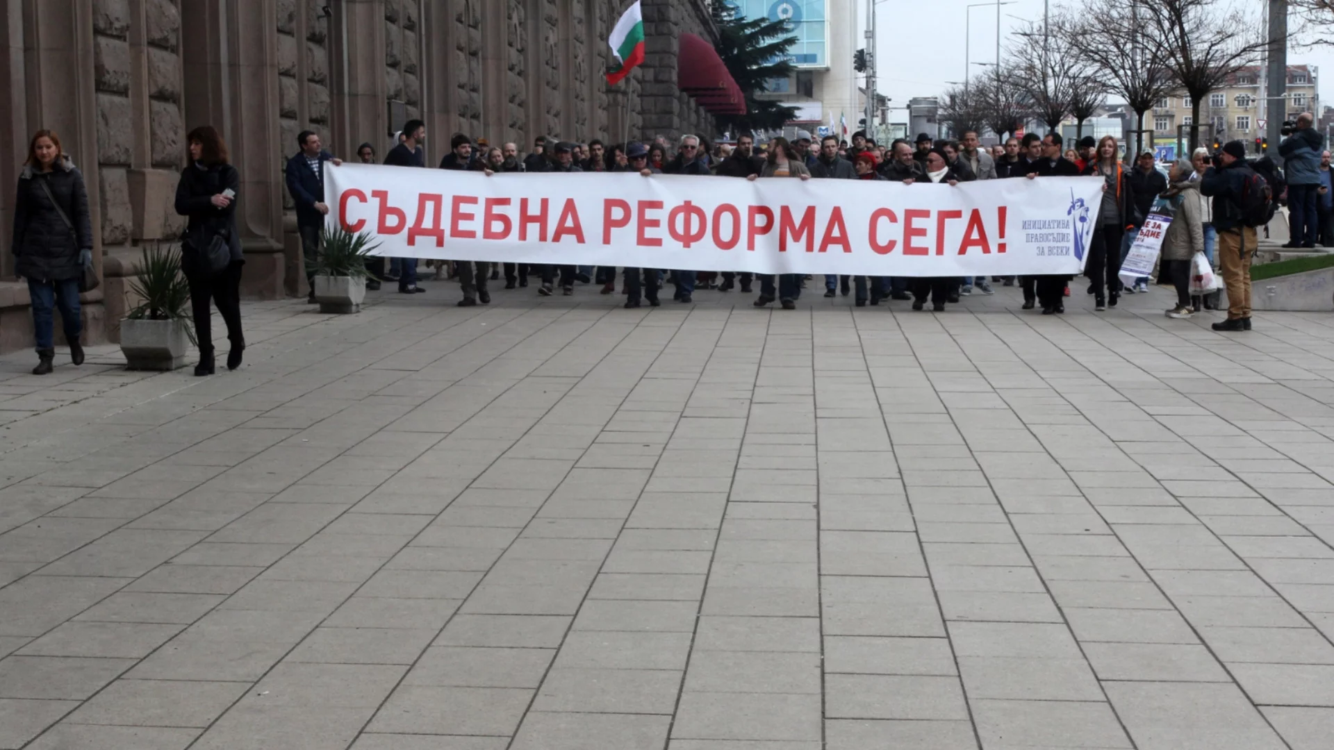 "Правосъдие за всеки" обяви война на Facebook: Страницата им остава блокирана