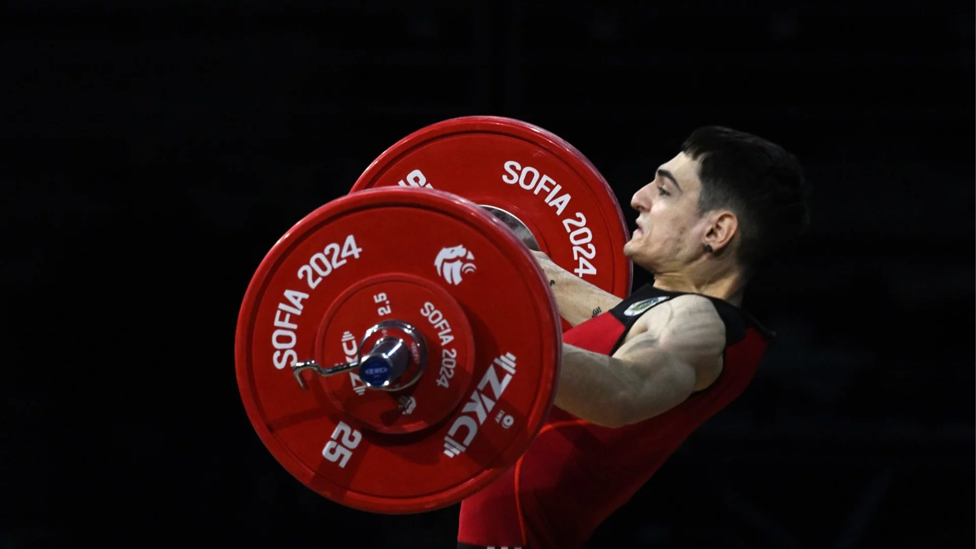 Страхотно! Първи медал за България от Световното по вдигане на тежести