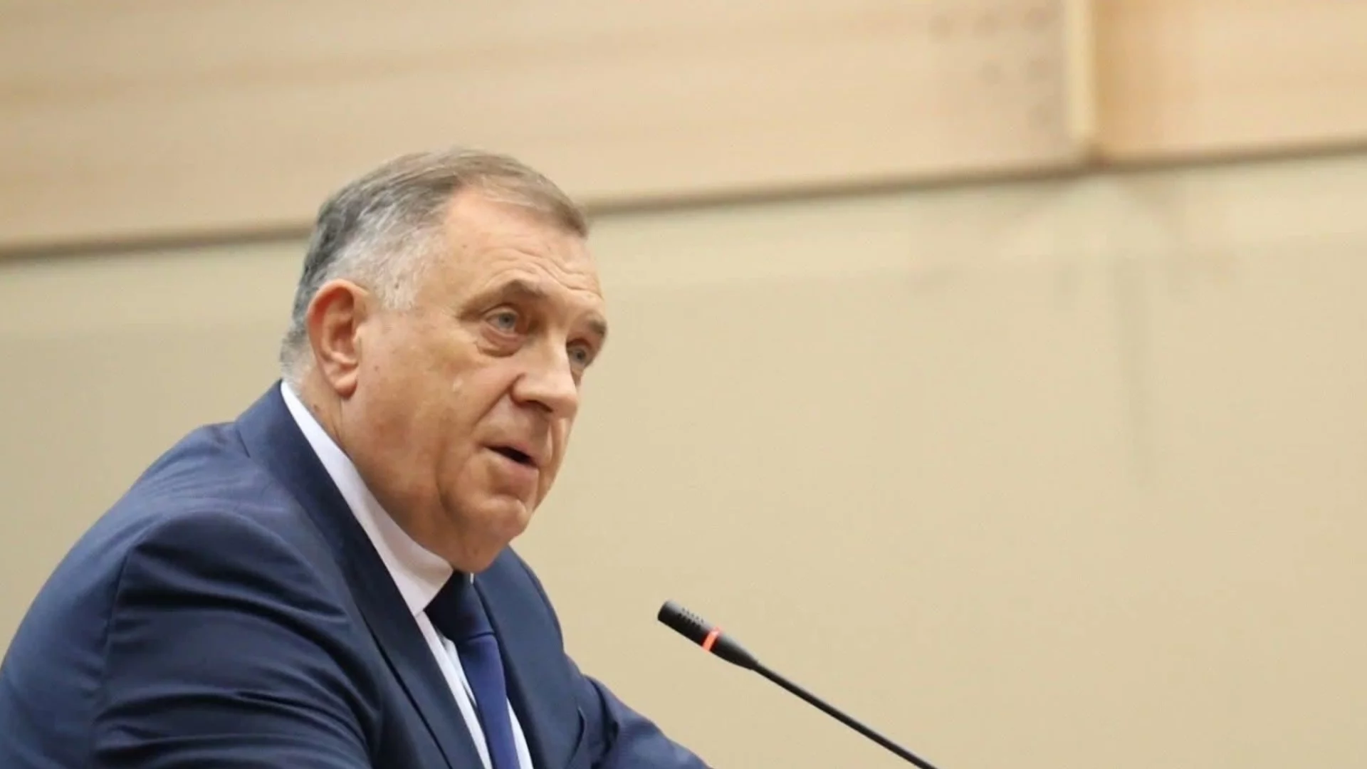 Додик бута Балканите в ръцете на Путин 