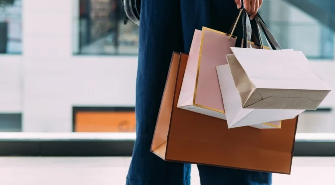 България е пета в ЕС по годишен ръст при продажбите на дребно