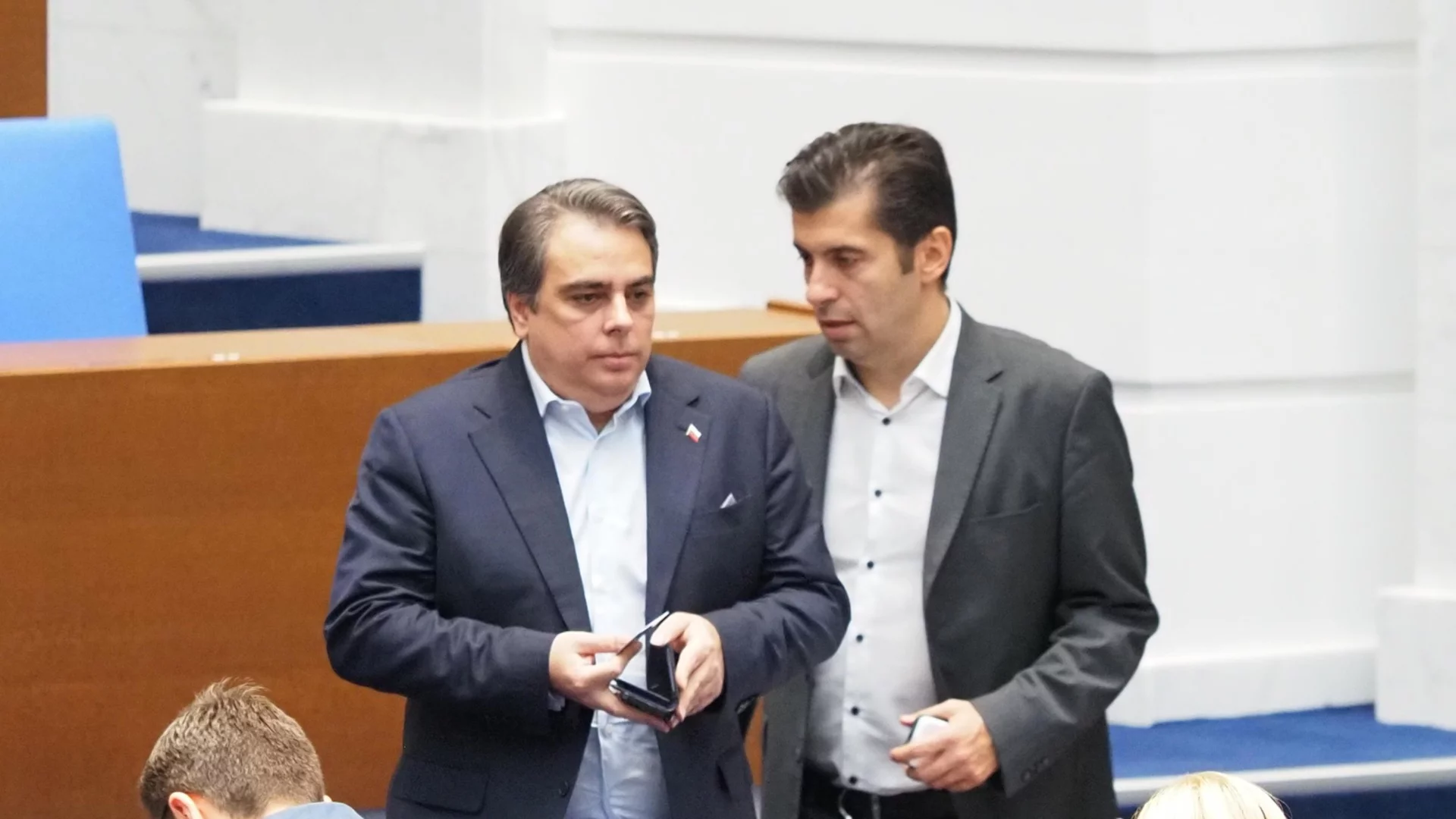 Отидоха им на крака: КПК отказа да разпита Асен Василев, Кирил Петков и Лена Бориславова