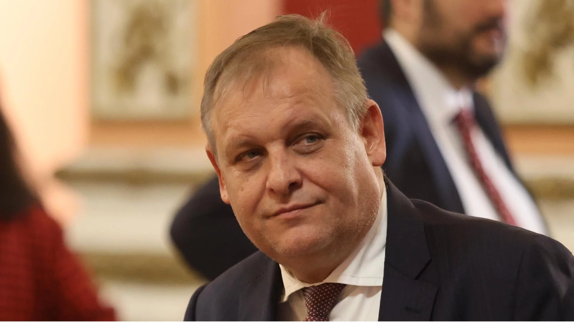 Червена лампа за Сарафов? ВСС вече може да избере нов председател на ВАС
