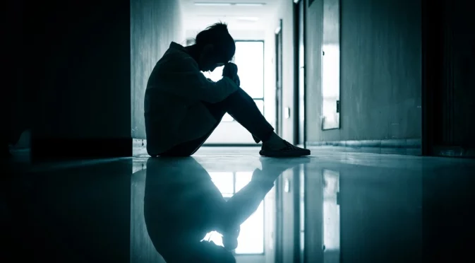 Тези 6 зодии ще са нещастни през октомври 2025