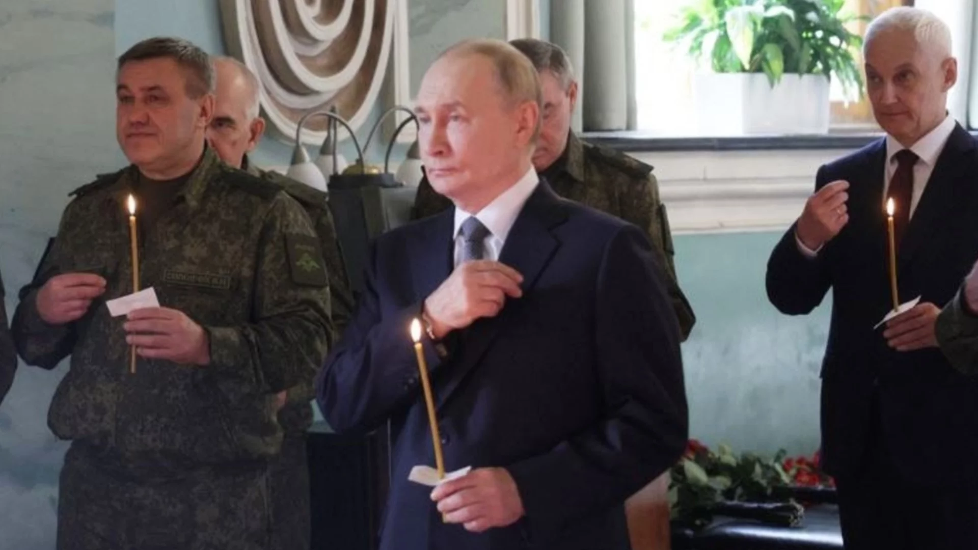 Путин няма илюзии, че е новият Хитлер и публично го доказа