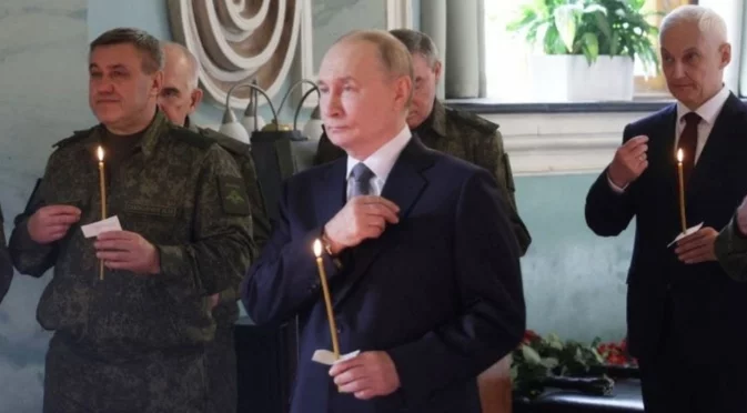 Путин няма илюзии, че е новият Хитлер и публично го доказа