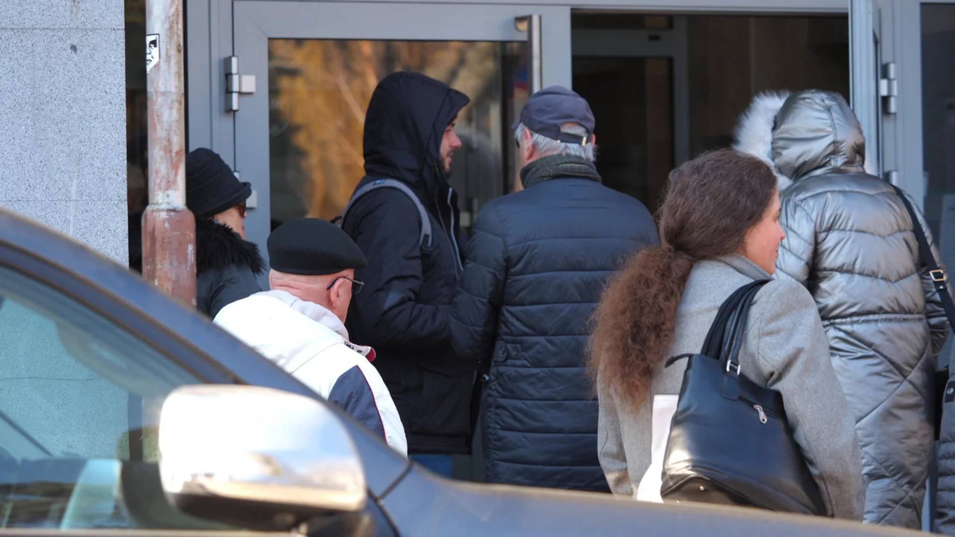 НСИ: Децата са близо два пъти по-малко от пенсионерите