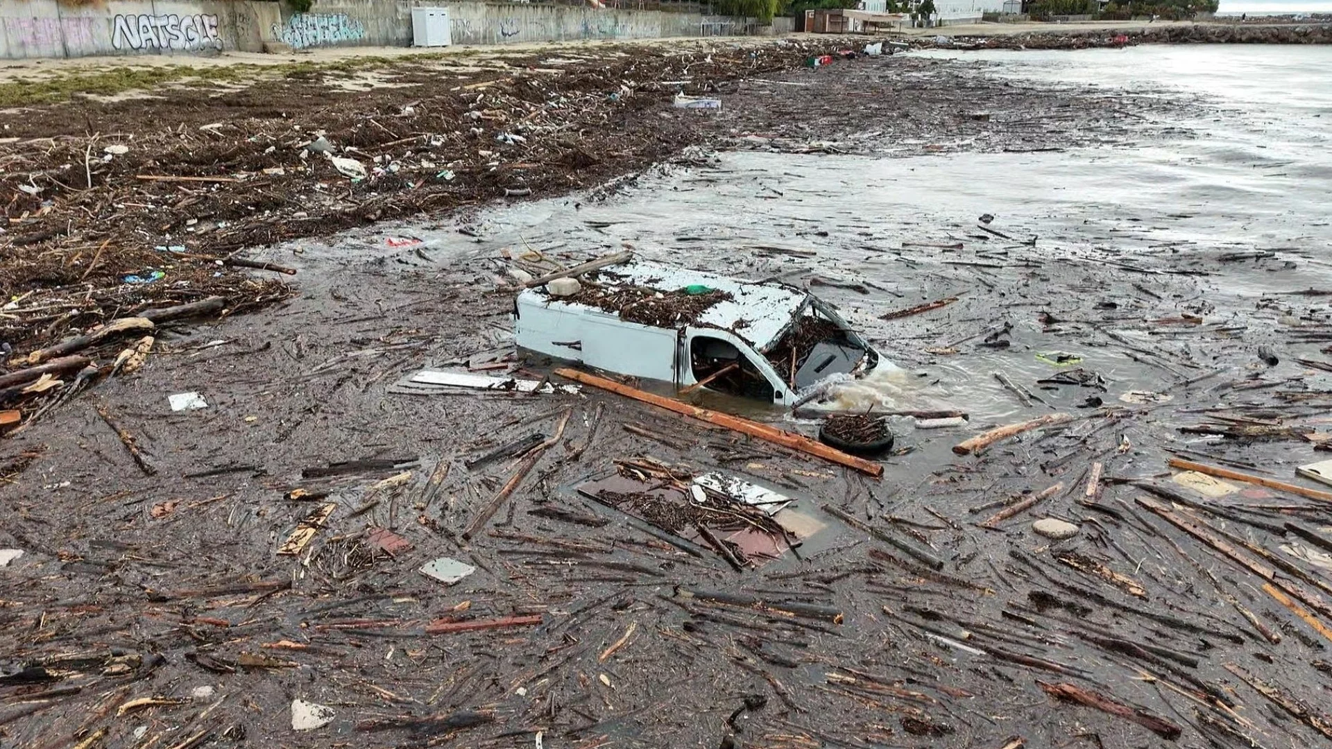 Водата си намери пътя, ние си платихме цената в човешки животи