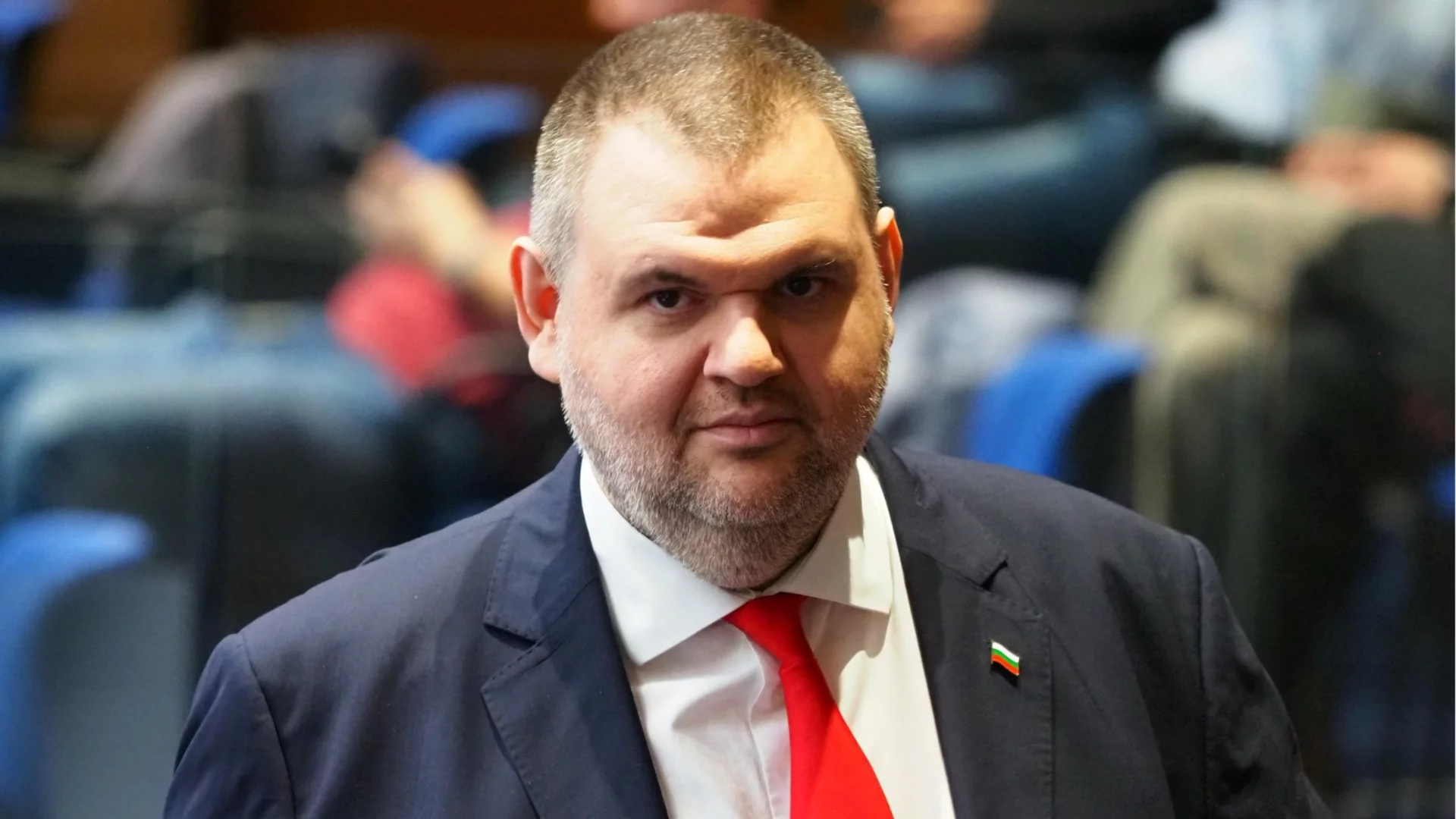 Санкционираният за корупция Пеевски пак иска закриване на корупционната комисия
