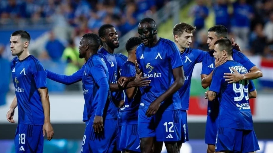 Левски изглежда е решил: Приключва с двама, и то до няколко месеца? 