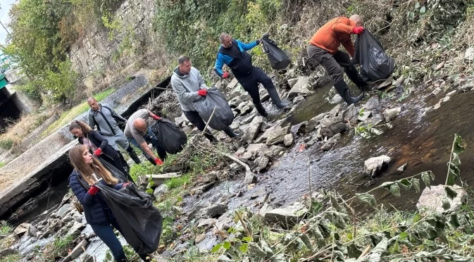 Над 220 доброволци от Yettel облагородиха ключови места в Казанлък