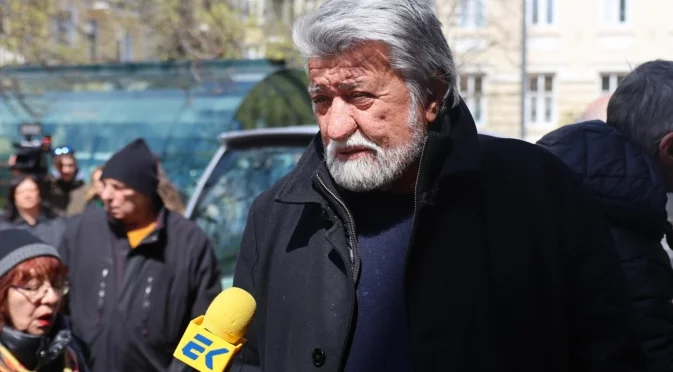 ''Държавността е изтървана": Вежди Рашидов с критики към управляващите