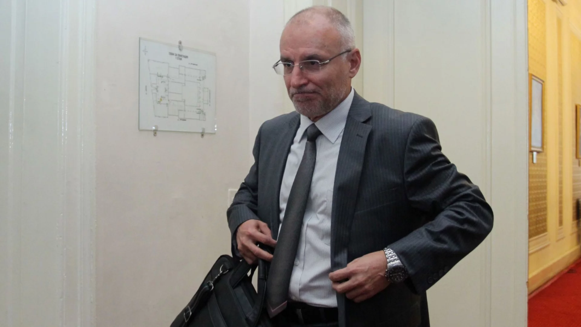 Инфлацията, златните ни резерви и пръскането на пари за заплати в МВР и службите: Гуверньорът на БНБ с предупреждение