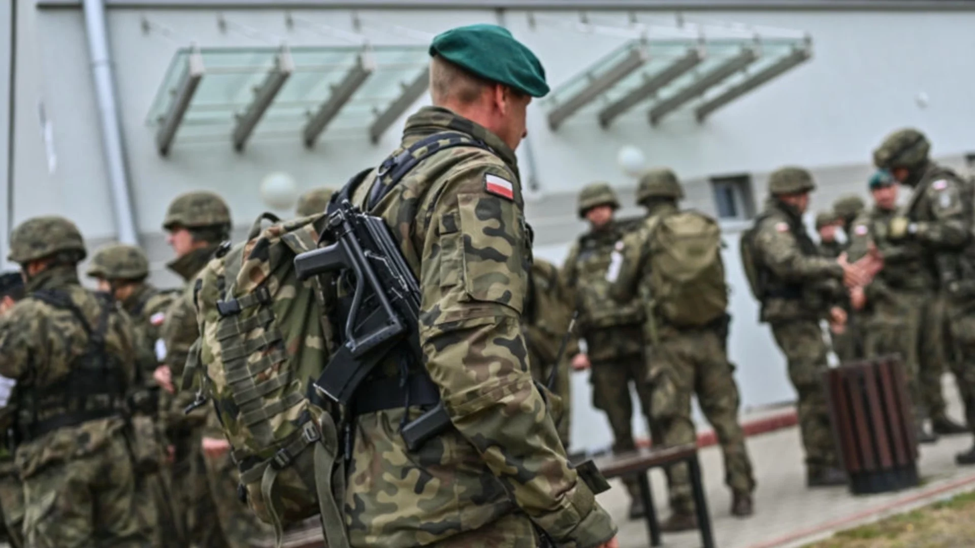 Докато руската агресия се насочва към Запада, Полша обявява, че е в готовност