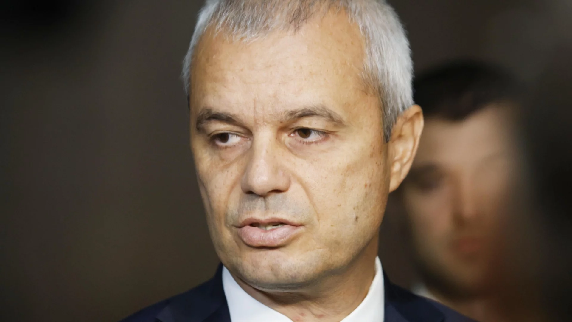 "Пеевски е завзел купувачите на гласове на ГЕРБ": Костадинов иска да е новият хан Аспарух