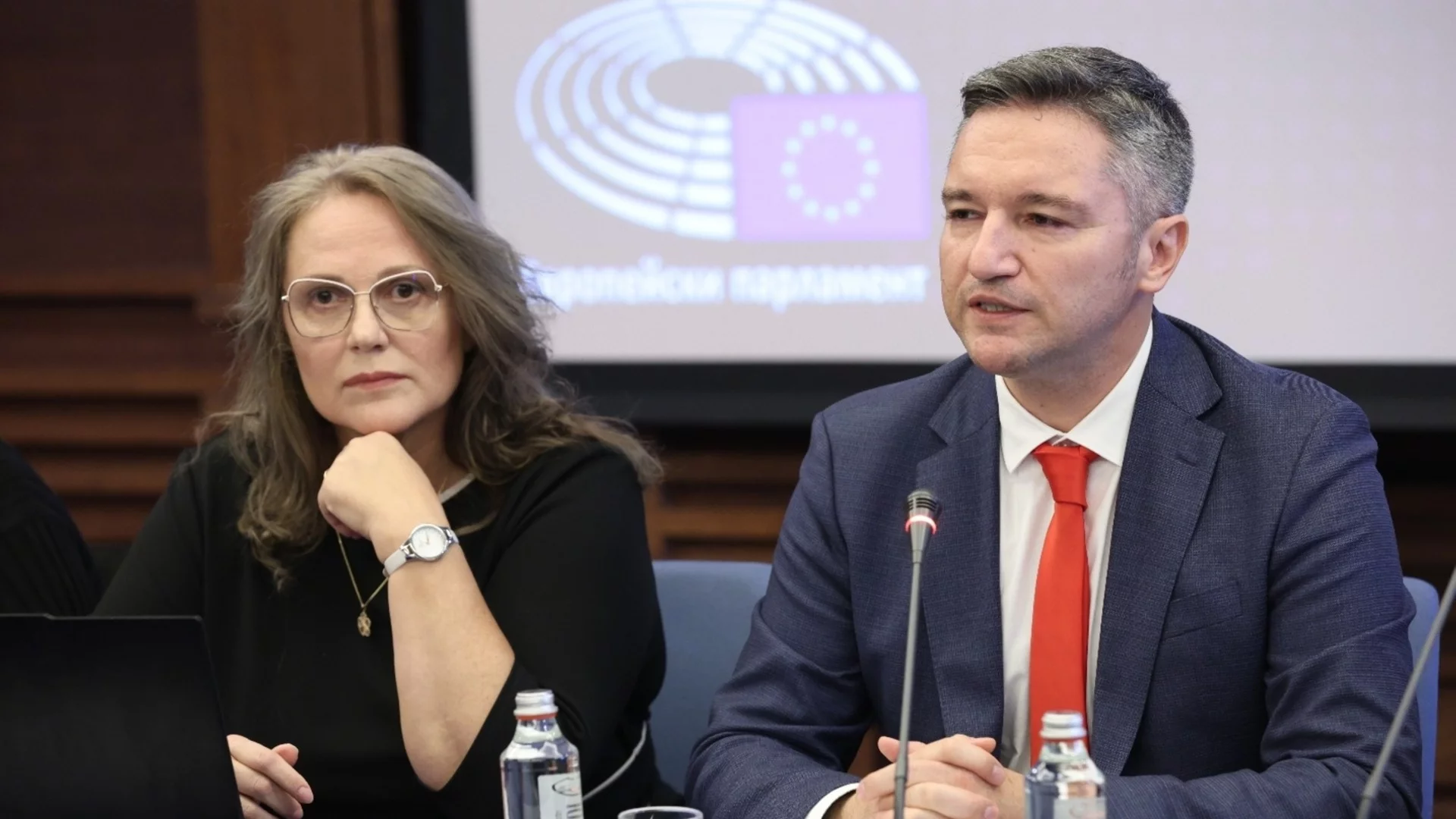 Вигенин и Цветеслава Гълъбова с ангажимент за реформа на психично-здравната грижа
