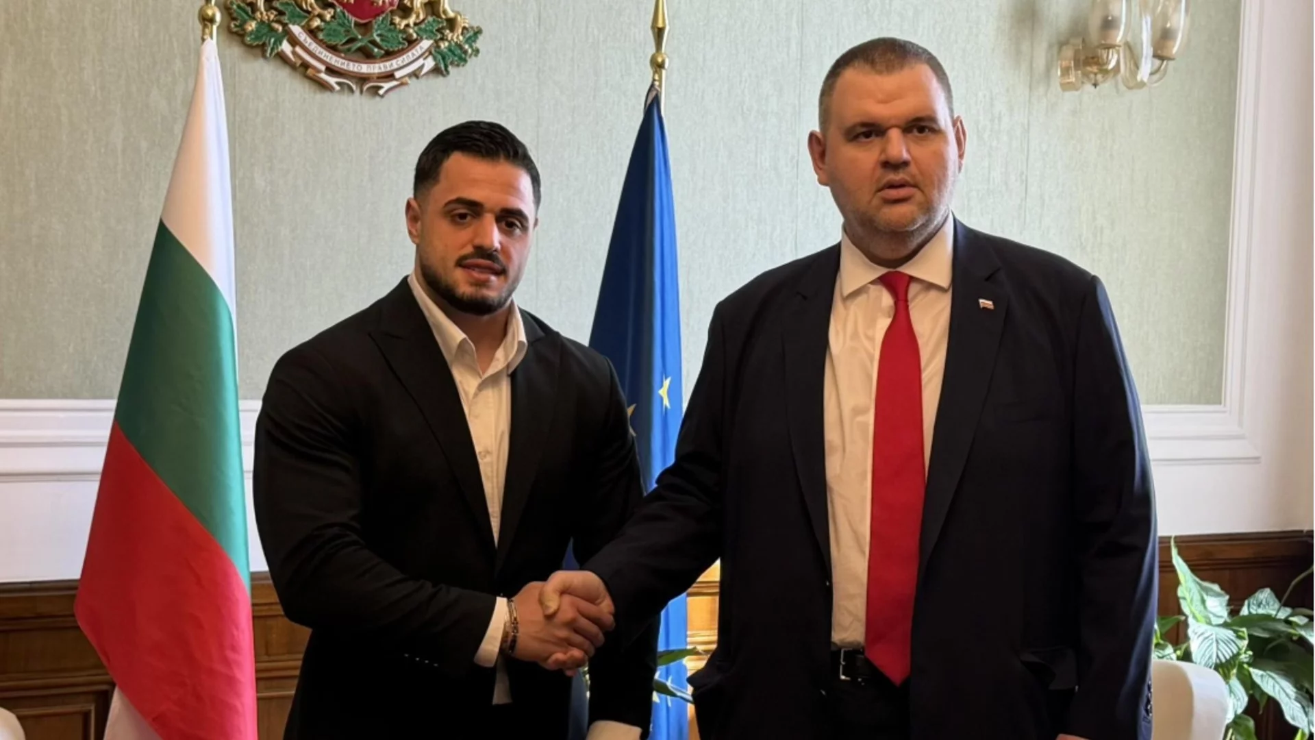 Насар обясни за снимката с Пеевски: Направих компромис, протегнах ръка към Федерацията