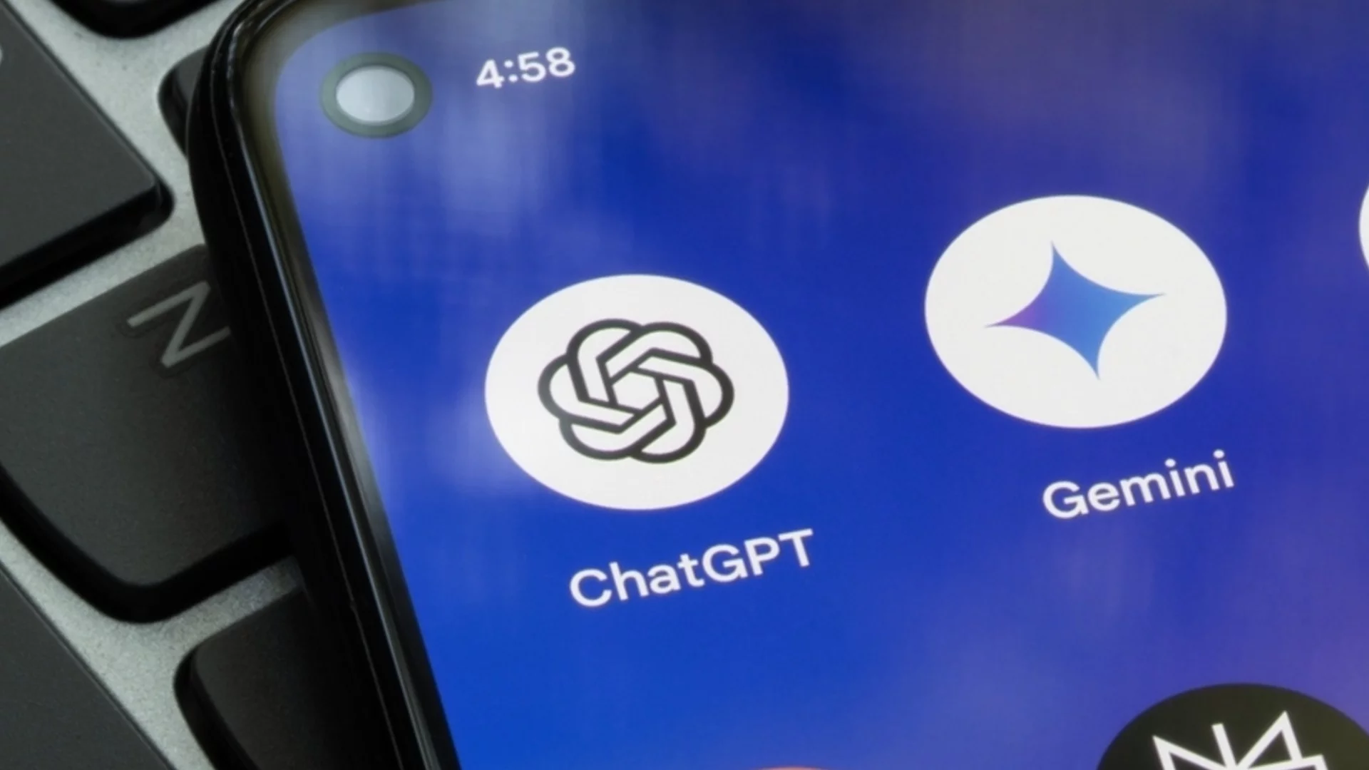 ChatGPT ще може да създава вече и еротично съдържание