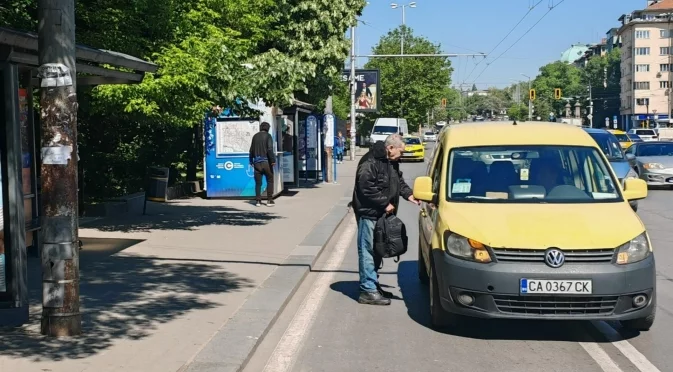 С 50 стотинки на километър: Задава се поскъпване на такситата в София