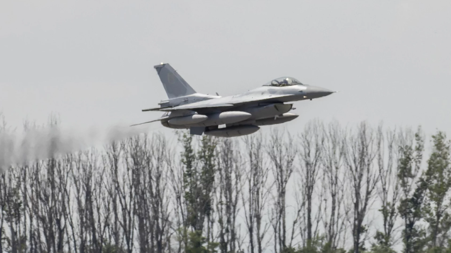 Как България ще сваля дронове, докъде сме с F-16: Командирът на българските ВВС с интересни новини