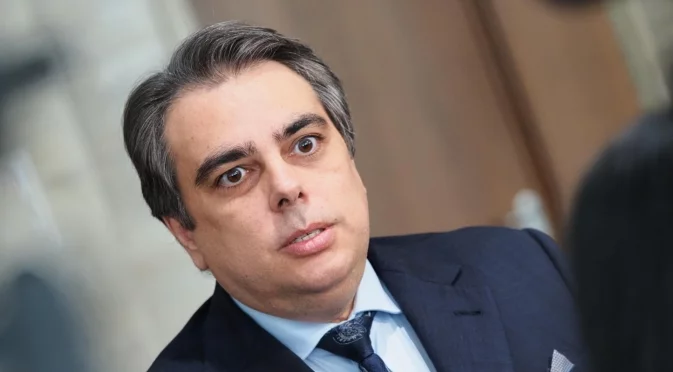 Мистериозният депутат по делото "Коцев": И съдът отказа да разпита Асен Василев