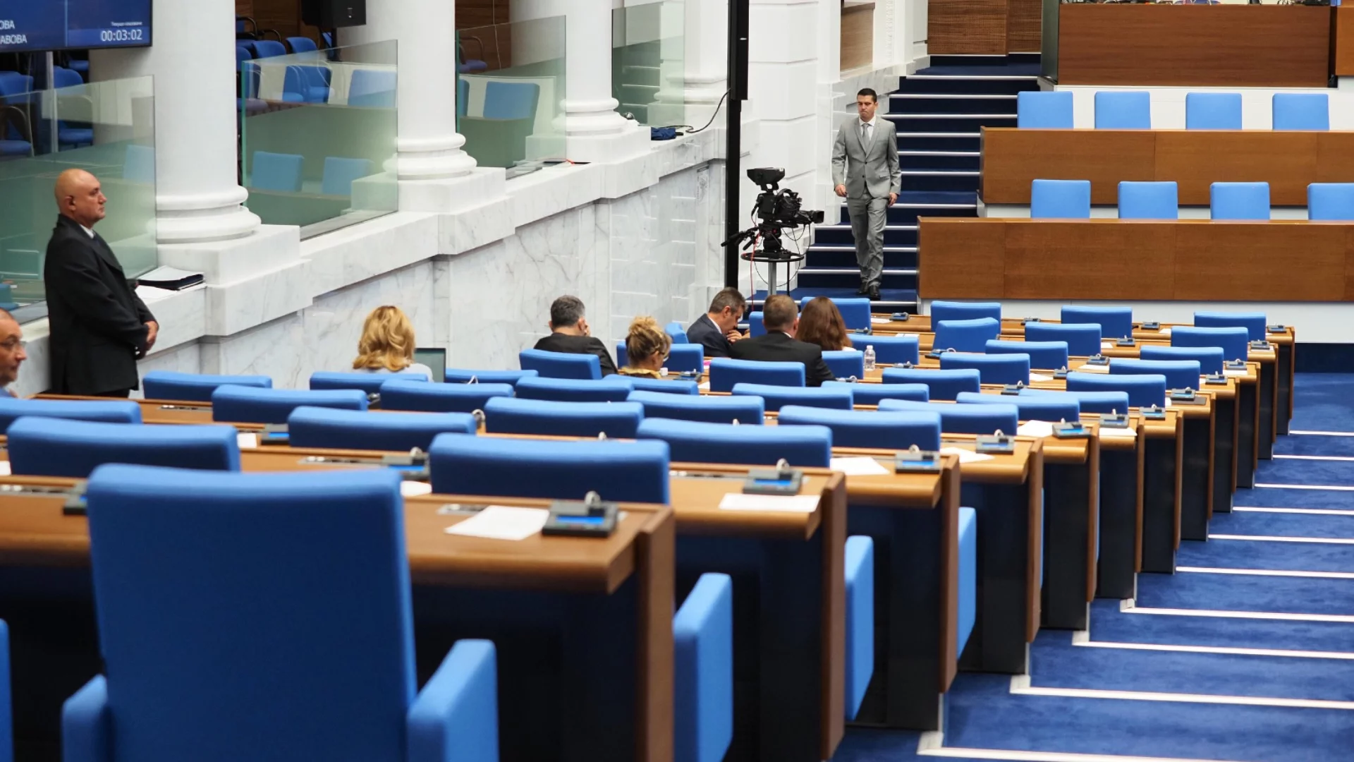 Парламентът втори ден е блокиран: ГЕРБ продължава бойкота след изблика на Борисов