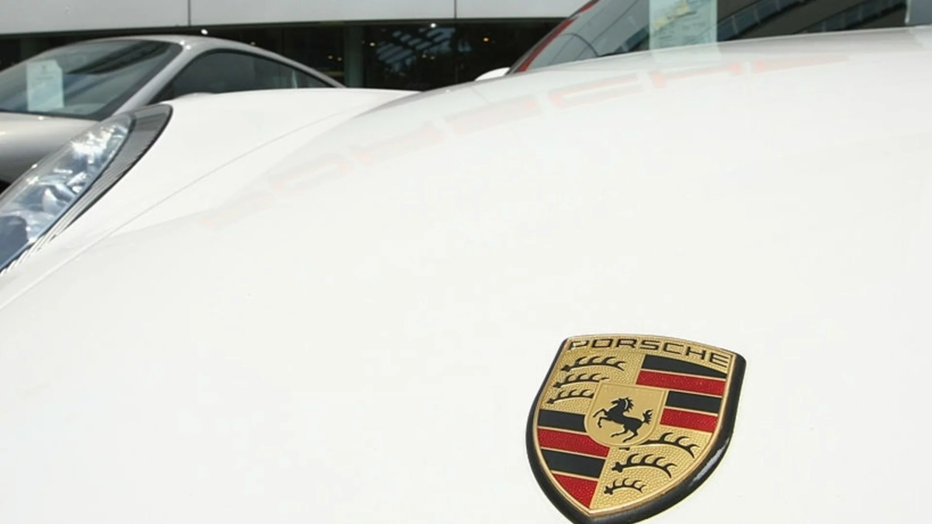 Porsche освободи директора си