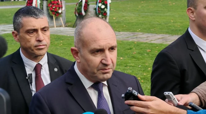 Властта се страхува от партия на Радев да не излезе и да ги помете: Говори човек на президента